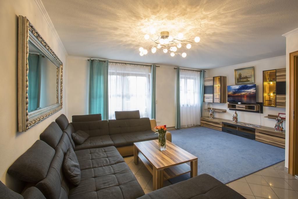 גרמיש-פרטנקירכן Golden Gapa Central Duplex Apartment 2 חדר תמונה